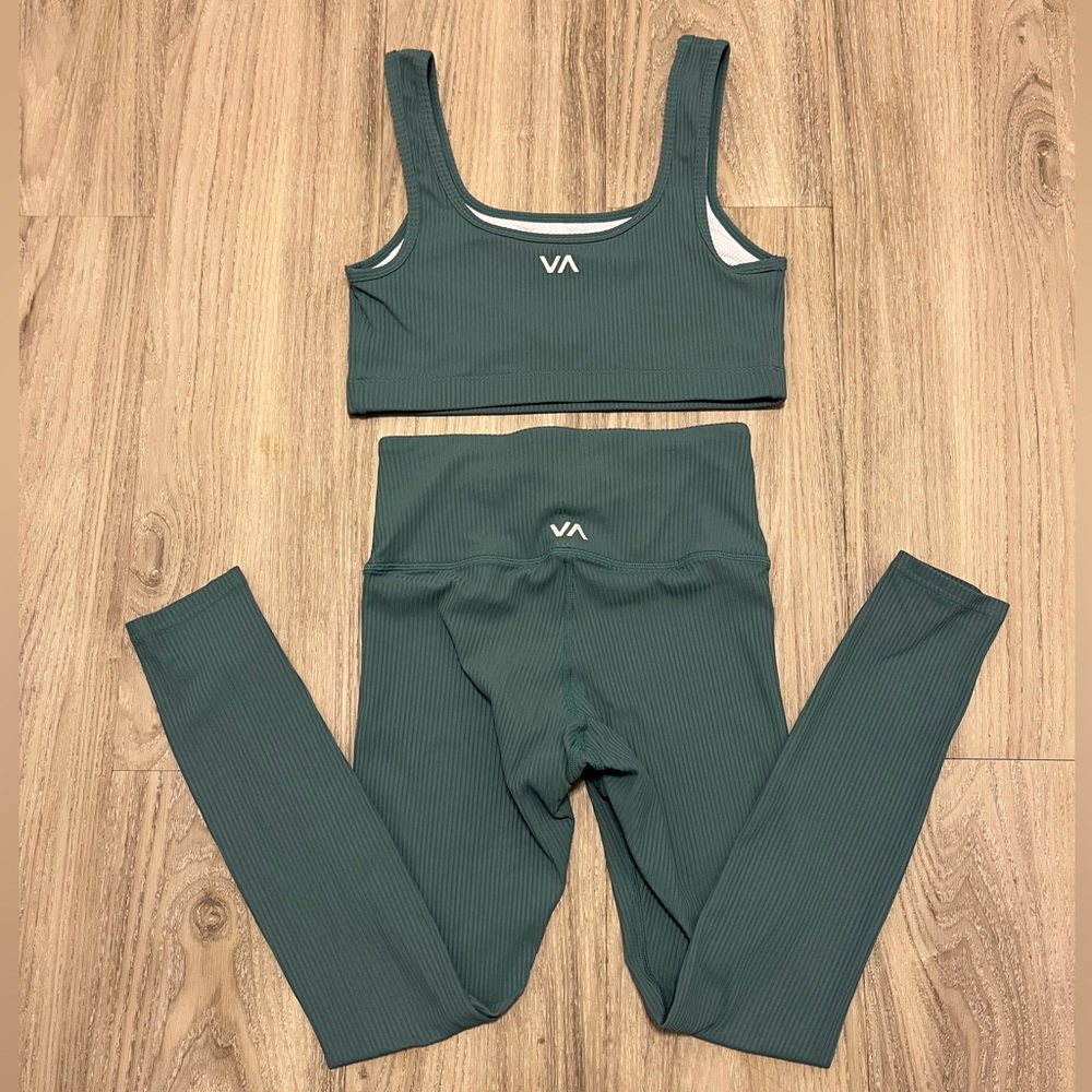 RVCA Workout Set